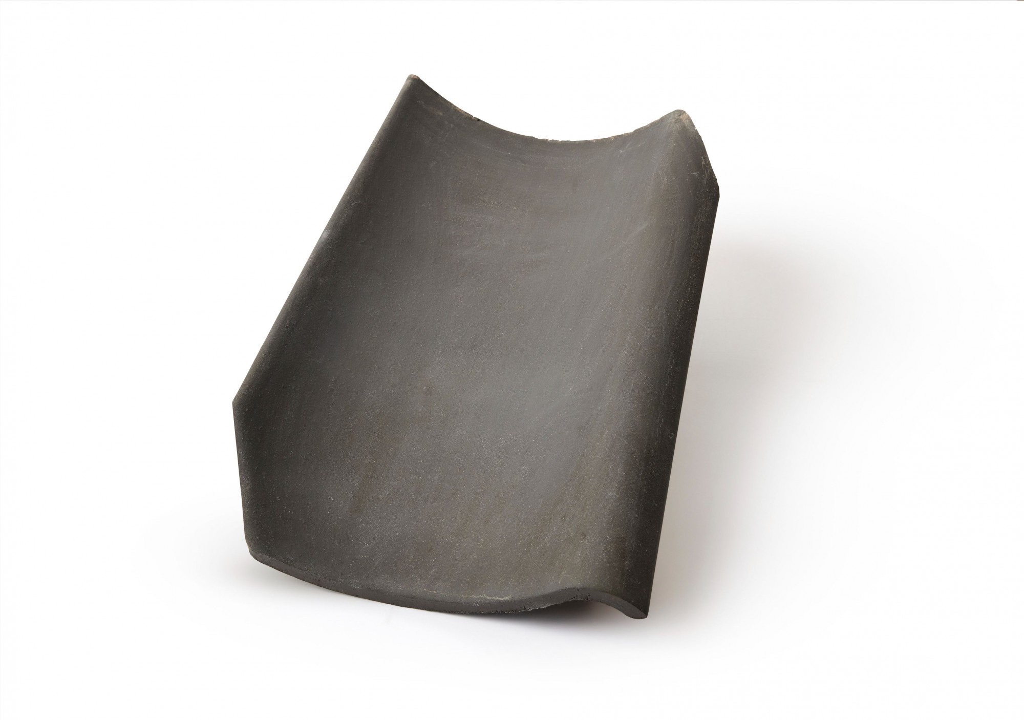 Schwarze Dachziegel